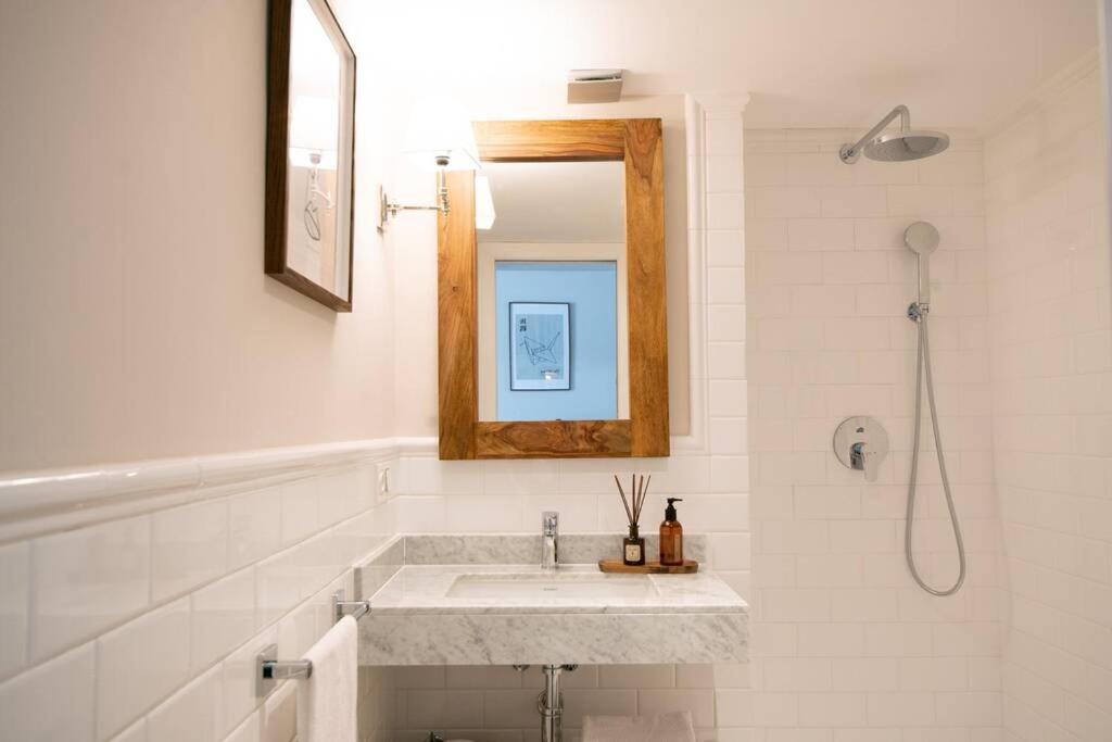 Апартаменты G12 Trendy And Comfy Bright Loft Meters From Bullring And Trianas Bridge, Galera Street Севилья Экстерьер фото
